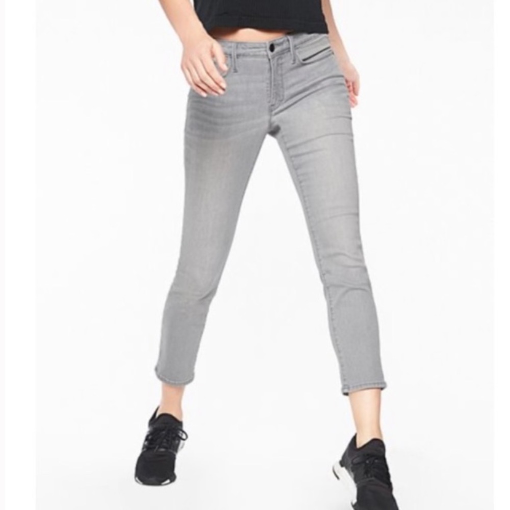 ATHLETA Sculptek Skinny Crop Jean Granite Wash